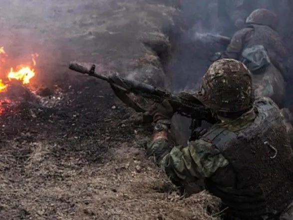 ООС: з початку доби бойовики 13 разів обстріляли українські позиції, є поранений