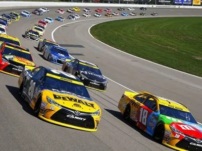 Гоночна серія NASCAR визначила дату відновлення сезону