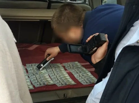 В Одеській області прокурора затримали на хабарі