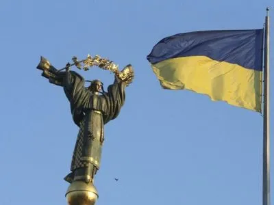 Близько половини українців вважає, що події в Україні розвиваються в хибному напрямі - опитування