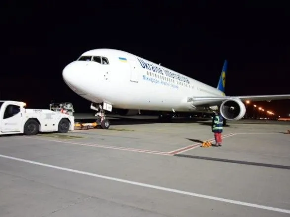 Из Египта и Эмиратов эвакуационными рейсами вернулись более 350 украинцев