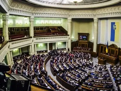 В ВР зарегистрировали постановление о выходе парламента из карантина с 18 мая