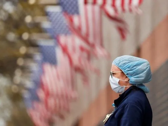 В США планируют распустить рабочую группу по коронавирусу
