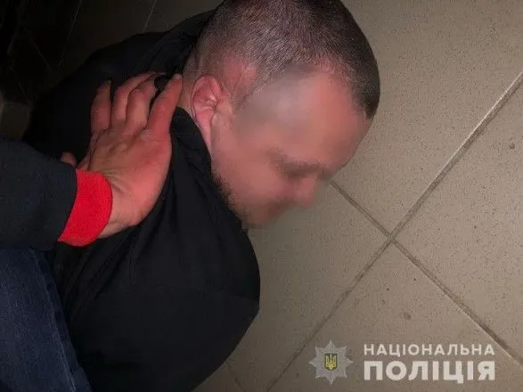 Подозреваемого в нападении с оружием на Закарпатье задержали под Киевом