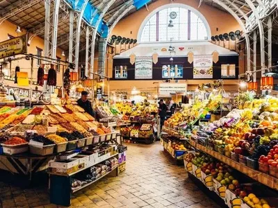 С завтрашнего дня в Киеве могут заработать 19 продовольственных рынков