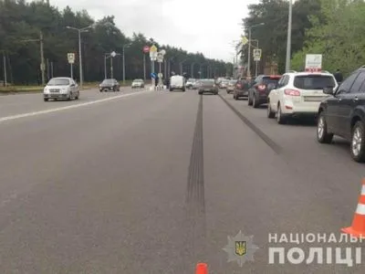 В Харькове травмировали пешехода в результате тройного ДТП