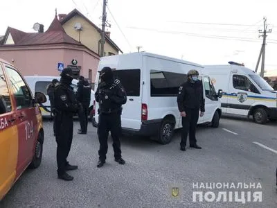 Во Львовской области мужчина угрожал взорвать ресторан