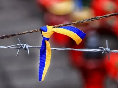В санкционные списки Украины попали 377 физических и 235 юридических лиц