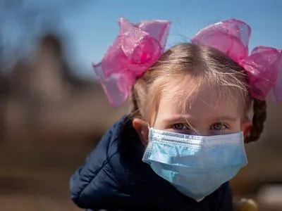 За сутки в Украине коронавирус подтвердили у 48 детей и 142 медиков - Минздрав