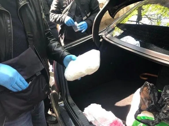 В Киеве задержали мужчину с партией кокаина на 75 тыс. долларов