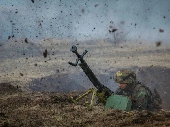 ООС: з початку доби бойовики випустили 30 мін по позиціях українських військових