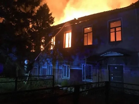 Недействующее админздание сахарозавода горело в Винницкой области