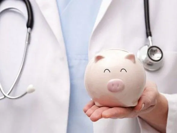 На Буковині не вистачає понад 5,5 млн гривень для виплати медикам заробітної плати