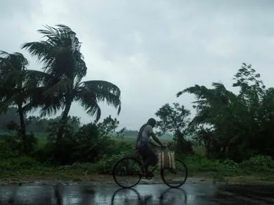 По Индии и Бангладеш нанес удар суперциклон "Амфан"