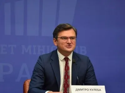 МИД вступило в переговоры с международными партнерами по поводу путешествий украинцев за границу - Кулеба