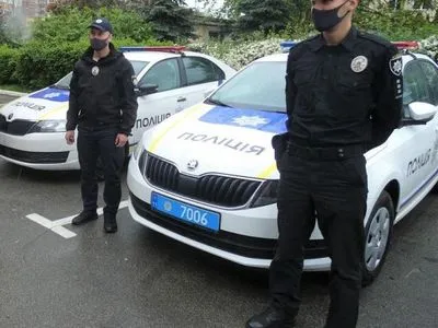 Столичные полицейские получили новые автомобили от иностранных партнеров