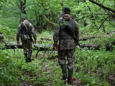 Пограничники дважды задержали двух граждан Молдовы - сначала у границы с Беларусью, а затем с Россией