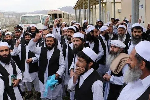 В Афганистане президент объявил об освобождении до 2 тыс. талибов