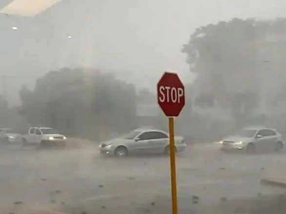 Не менее 50 тыс. домов на западе Австралии обесточены из-за шторма
