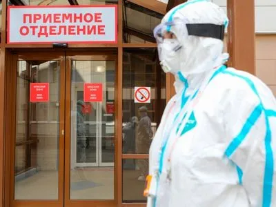 Пандемія: за добу у РФ виявлено майже 9 тисяч хворих COVID-19, загалом - понад 360 тисяч інфікованих