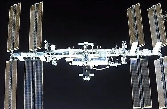 Корабль Илона Маска подлетел к МКС для стыковки
