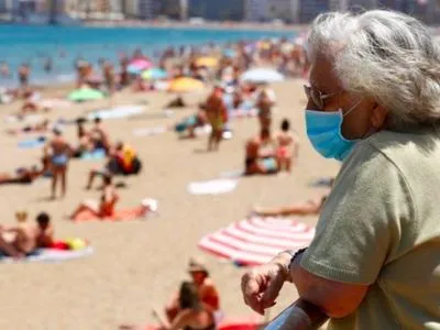 Відсьогодні майже по всій Іспанії відкрилися пляжі