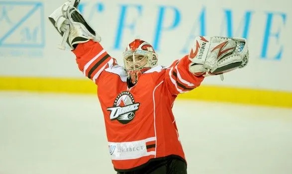 Трехкратный чемпион Украины по хоккею сменил клубную прописку