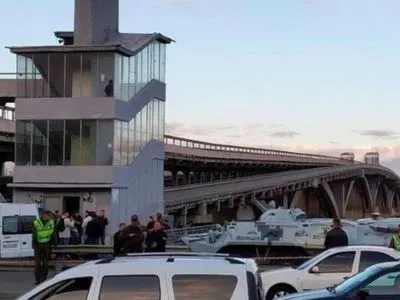 "Минеру" моста Метро сообщили о подозрении