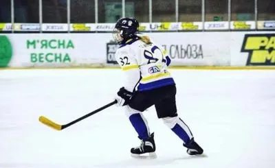 Женский чемпионат хоккея досрочно завершен