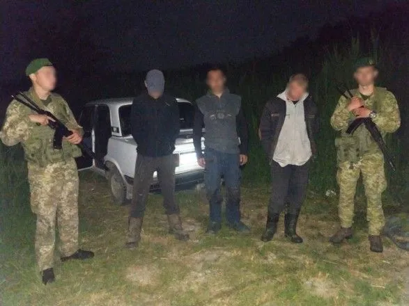 В Одесской области браконьер наехал на пограничника, пытаясь сбежать от наказания