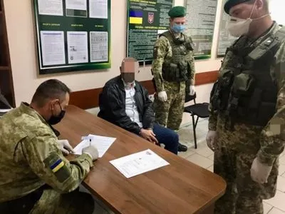 На Одещині затримали організатора нелегальної міграції, якого розшукував Інтерпол