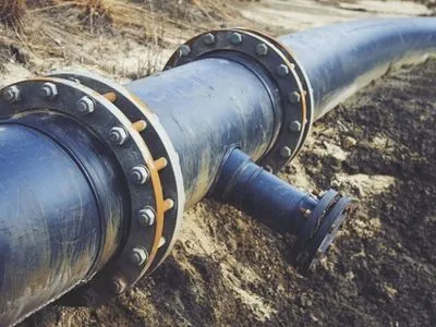 Україна вперше транспортує “легку техаську” нафту