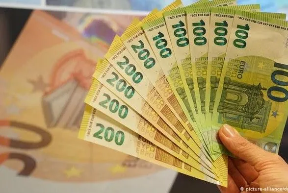 Власти Испании анонсировали выплаты в рамках программы базового дохода