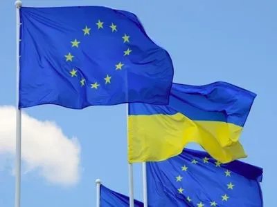 Кулеба обсудил с представителем Еврокомиссии участие Украины в водородных инициативах ЕС