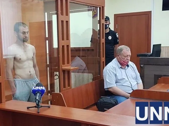 Суд арестовал подозреваемого в тройном убийстве в Киевской области