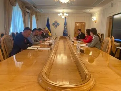 Данилов встретился с послом Великобритании в Украине: о чем говорили