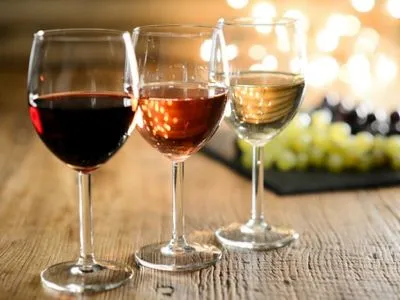 Вчені розповіли про користь вина для діабетиків