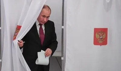 Поездку депутата бундестага в аннексированный Крым на переизбрание Путина оплатила РФ