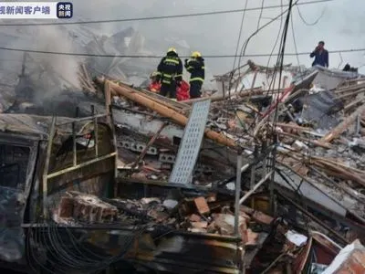 У Китаї вибухнув бензовоз: загинули щонайменше 10 осіб, 117 постраждали