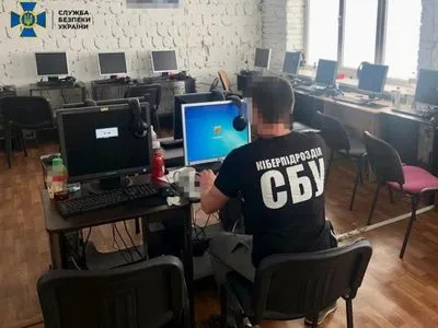В Днепропетровской области разоблачили мошенников, которые оформляли онлайн-кредиты на граждан без их ведома