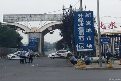 У кількох районах Пекіна оголосили карантин після виявлення коронавірусу