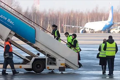 В аеропорту Санкт-Петербурга зіткнулися два пасажирські літаки