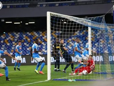 Гол прямим ударом з кутового не допоміг "Інтеру" вийти у фінал Кубку Італії