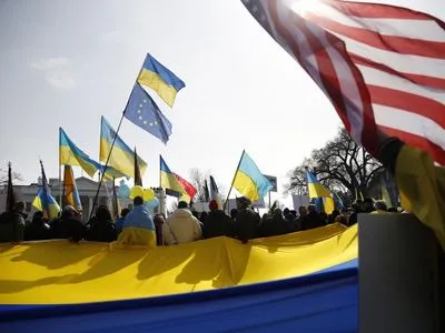 ЕС и США подтвердили намерение продолжать поддержку Украины