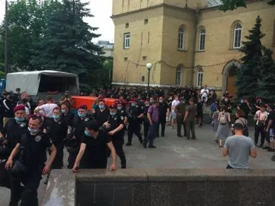 Во время акции в правительственном квартале задержали 15 человек