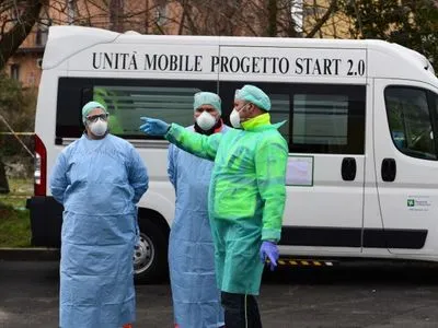 Пандемія: в Італії четвертий день поспіль фіксують зростання смертності від COVID-19, 34 514 жертв загалом