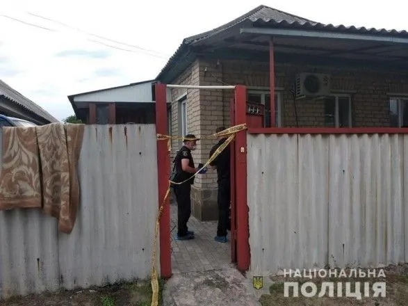 В Станице Луганской произошел взрыв в частном доме, в результате которого погибли супруги