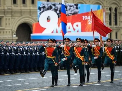 Лідери Вірменії, Азербайджану та Японії відмовилися їхати на Парад перемоги в Москву