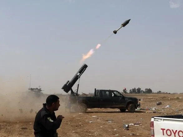 Аэропорт Багдада подвергся ракетному обстрелу - Reuters