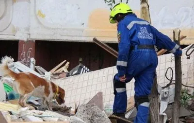 Взрыв в Киеве: Полиция говорит, что взрывчатки в доме на Позняках не было